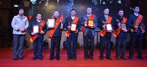 万搏（中国）万搏集团董事长刘荣富同志荣获2014年成都市十大优秀企业家称号