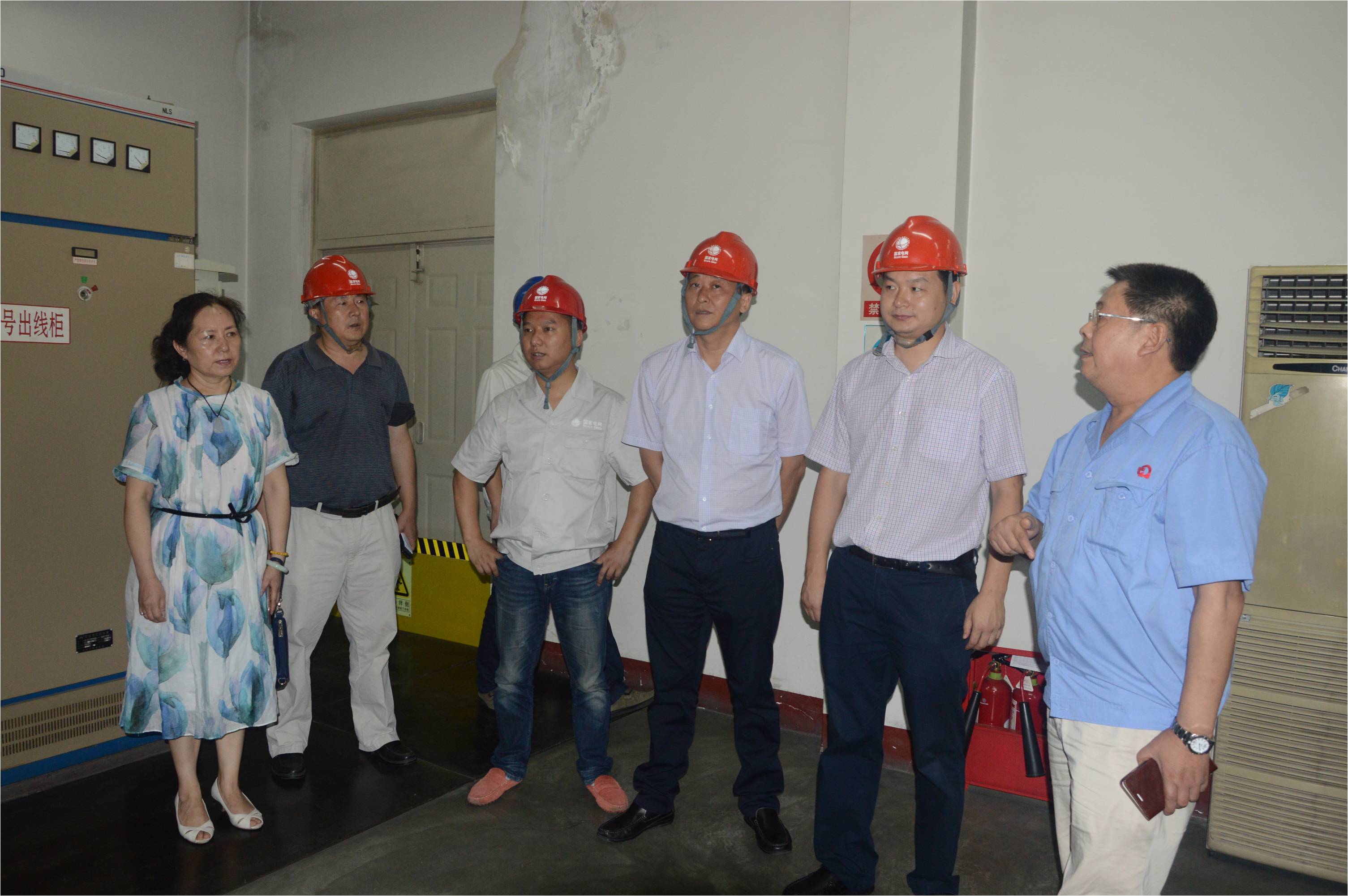 省、市、区供电局领导一行8人就用电情况对万搏（中国）万搏集团进行暗访检查