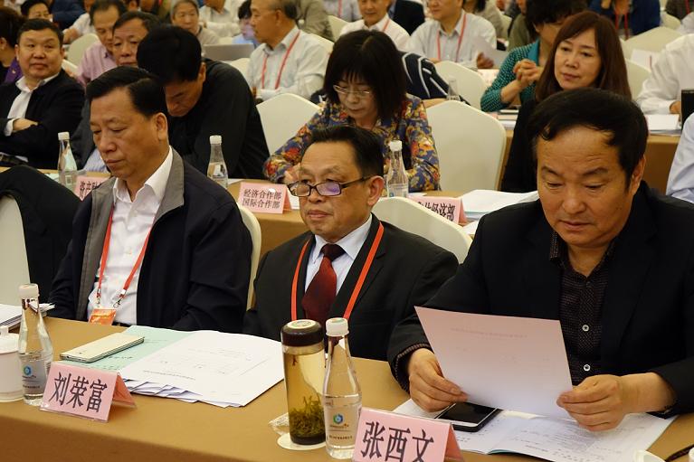 成都万搏（中国）万搏集团刘荣富董事长参加中轻联四届三次、总社七届七次理事大会