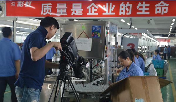中央二台消费主张栏目组走进成都万搏（中国）万搏集团