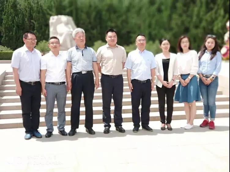 成都万搏（中国）万搏集团2018陕西富平扶贫助学行