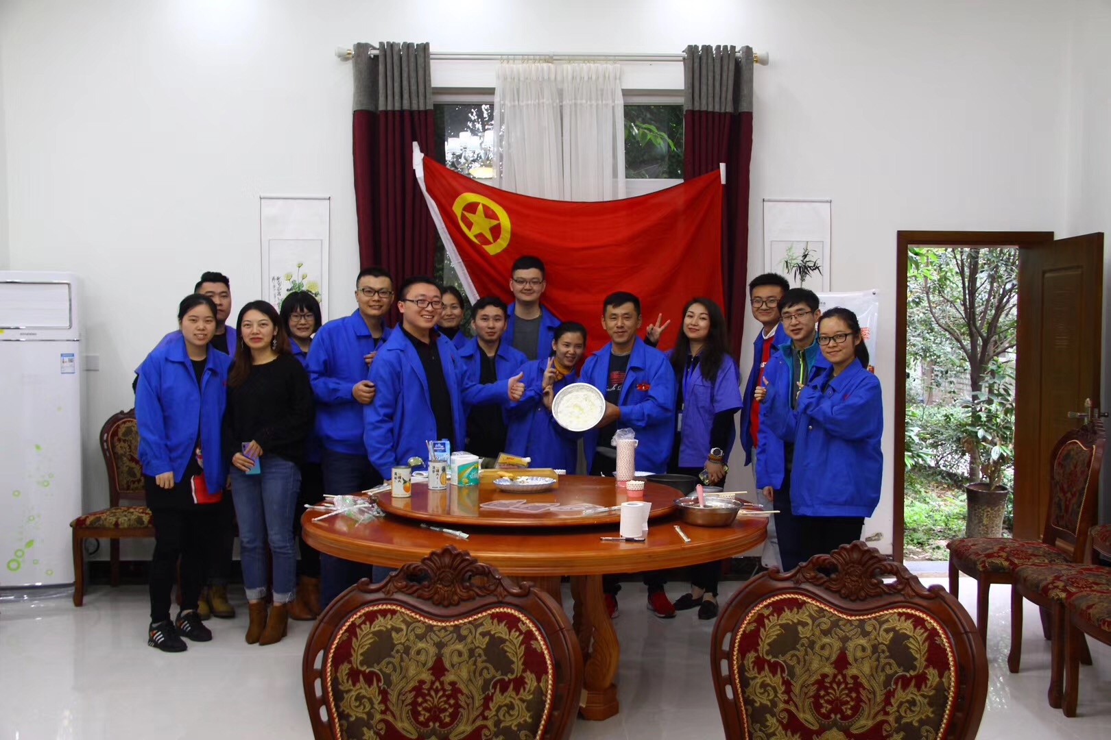 成都万搏（中国）万搏集团共青团“七彩青年俱乐部”第二弹之烘焙活动