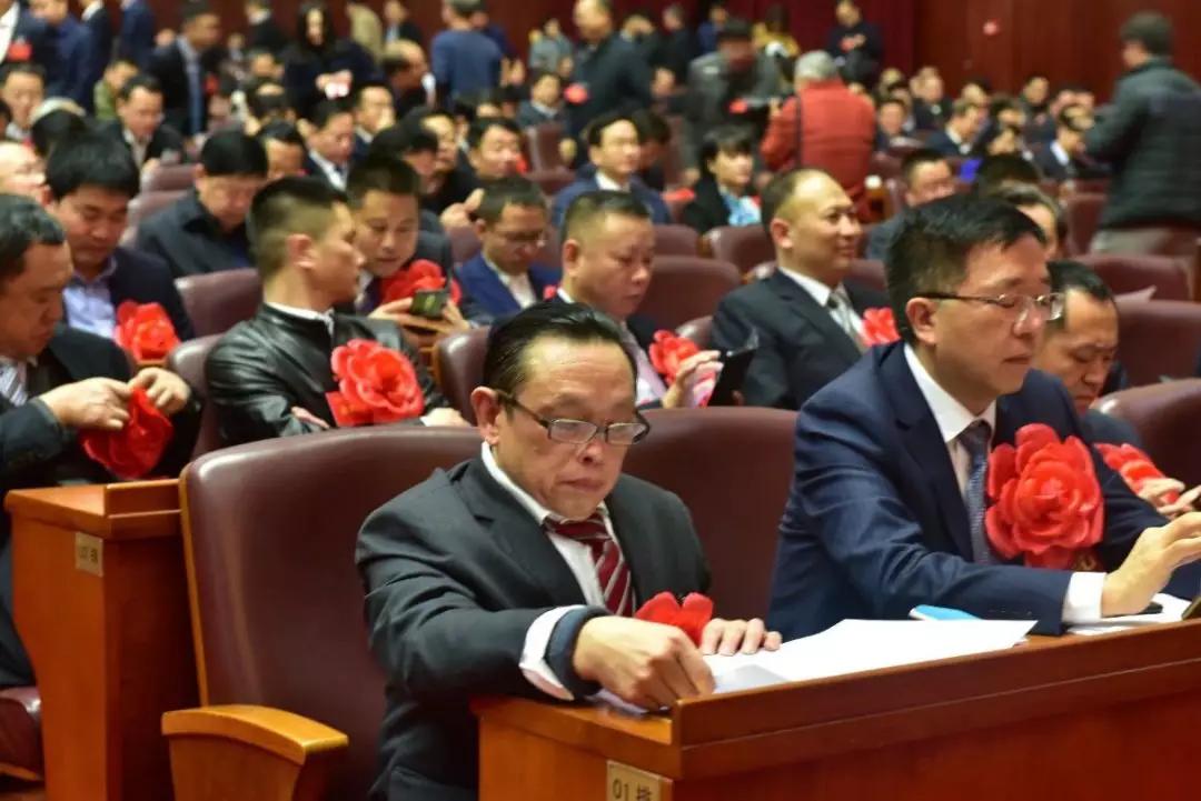 成都万搏（中国）万搏集团荣获“四川省优秀民营企业”称号、公司董事长刘荣富荣获“四川省优秀民营企业家”称号