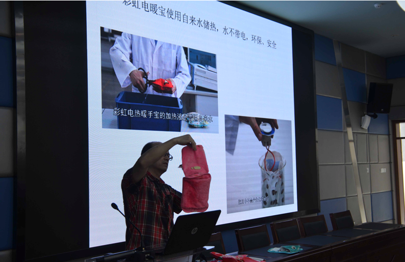 万搏（中国）万搏生活电器科普基地走进北京第二外国语学院成都附属中学开展科普小讲堂活动