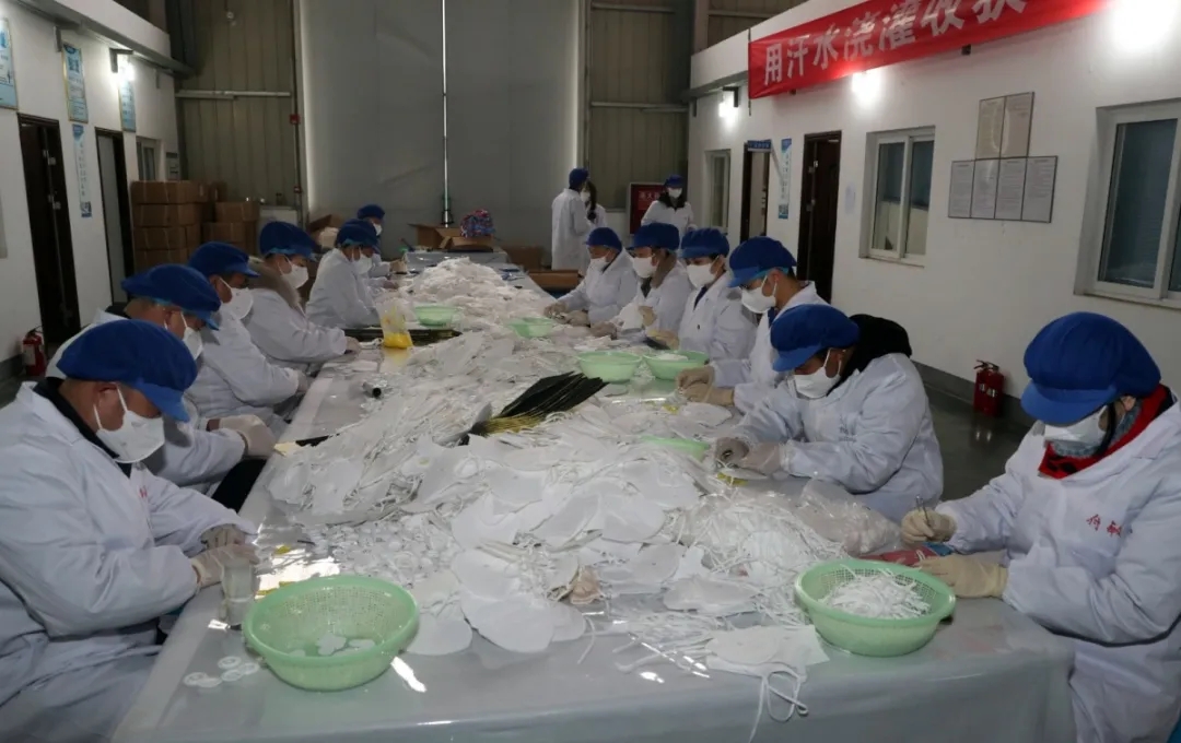 成都万搏（中国）万搏集团民用级口罩生产车间