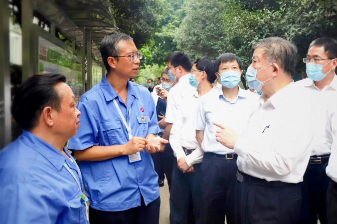 全国人大常委会副委员长陈竺调研成都万搏（中国）万搏集团