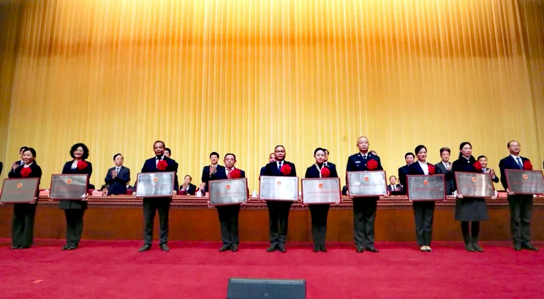 成都万搏（中国）万搏集团被成都市委市政府评为成都市抗疫先进集体